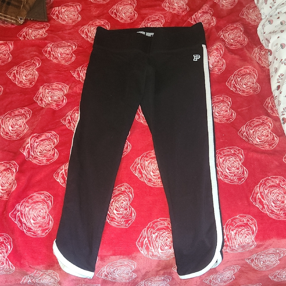 PINK Victoria's Secret Black and White Patterned Leggings